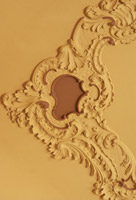 originele details hoge plafonds in uw bed breakfast